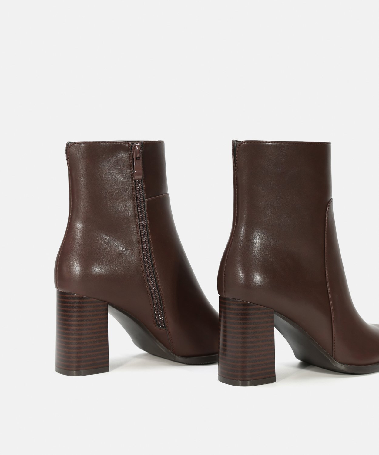 Botines b&aacute;sicos tac&oacute;n madera image number null